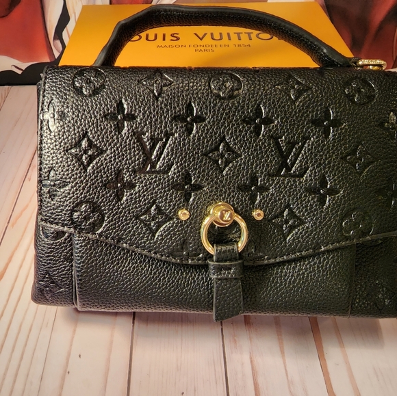 Louis Vuitton bag - Picture 3 of 13